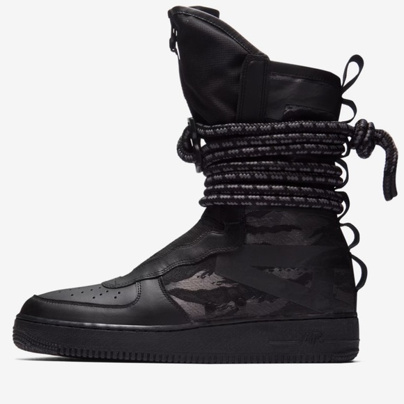 Nike Black High-Top Athletic Shoes - Picture 4 of 9